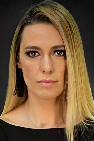 Ebru Kocaağa backdrop