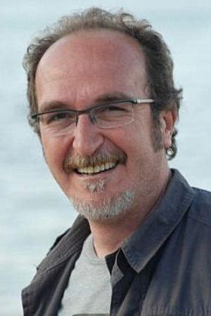 Uğur Taşdemir backdrop