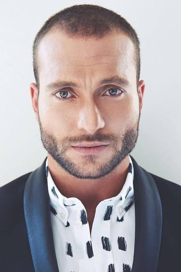 Görkem Sevindik backdrop