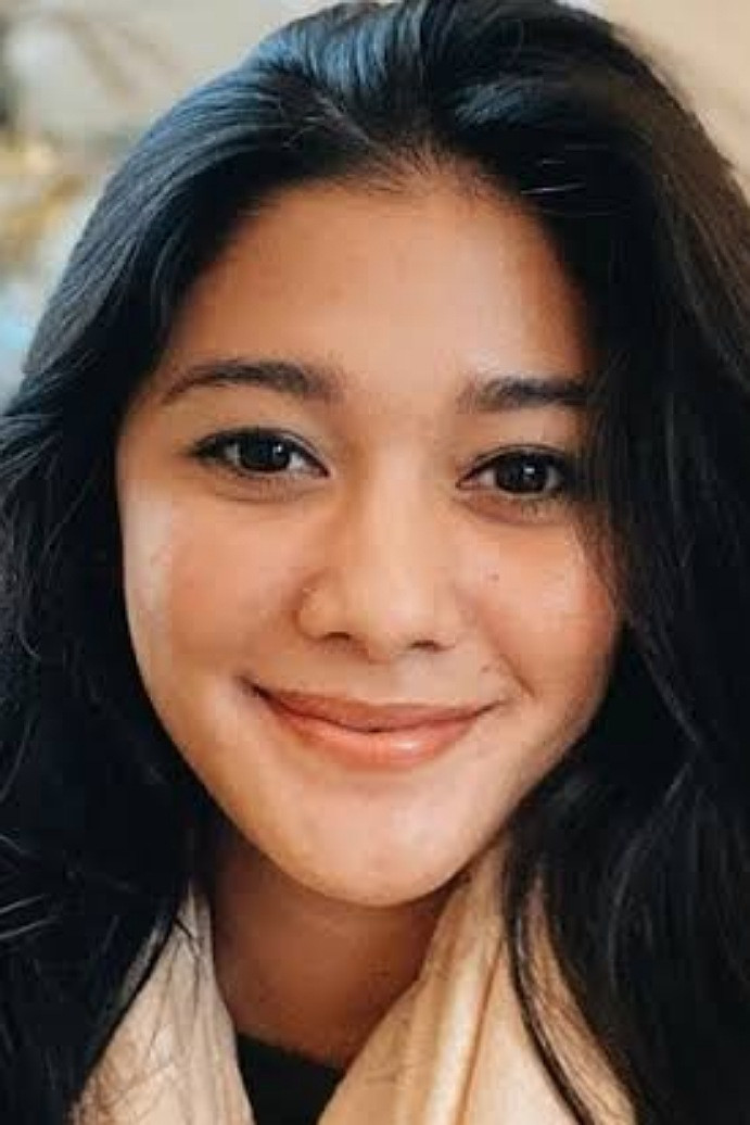 Naysila Mirdad backdrop