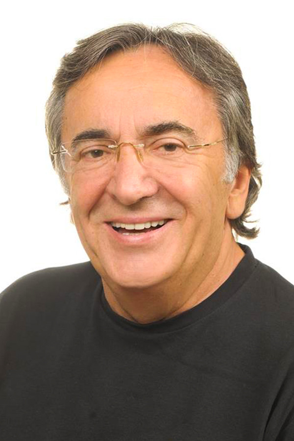 Kandemir Konduk backdrop