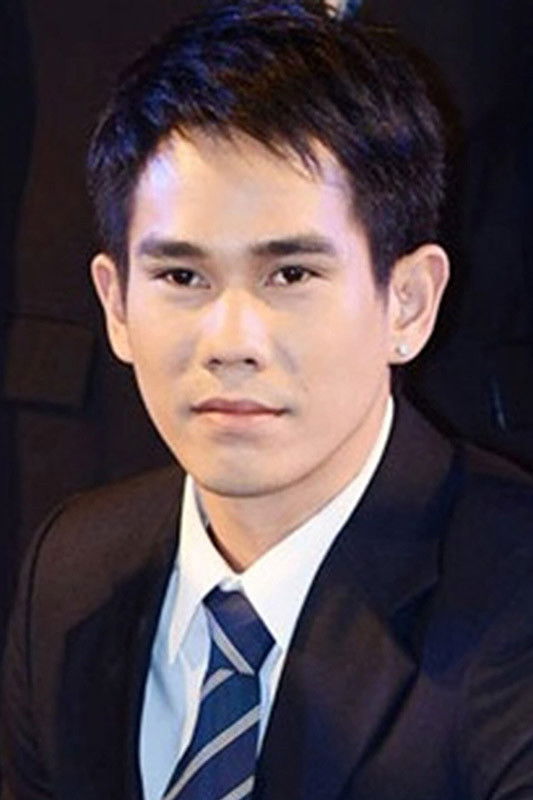 Arnuttaphol Sirichomsaeng backdrop