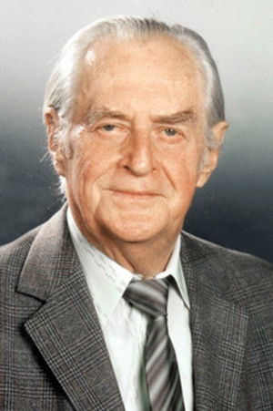 Attila Tyll backdrop