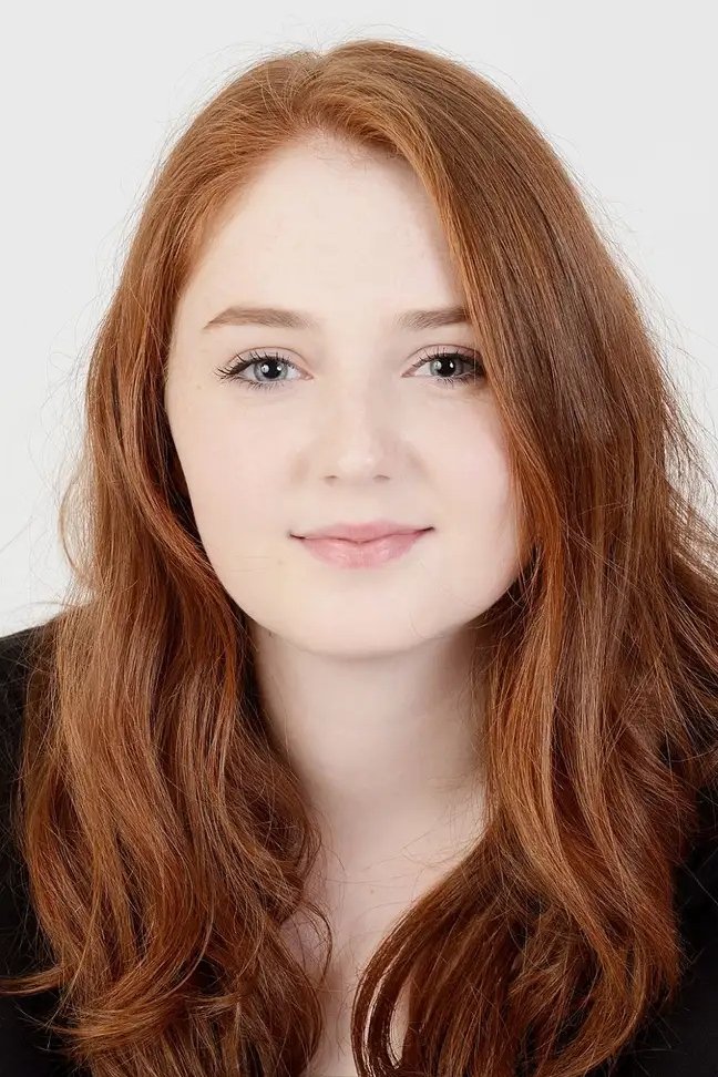 Caitlin Blackwood backdrop