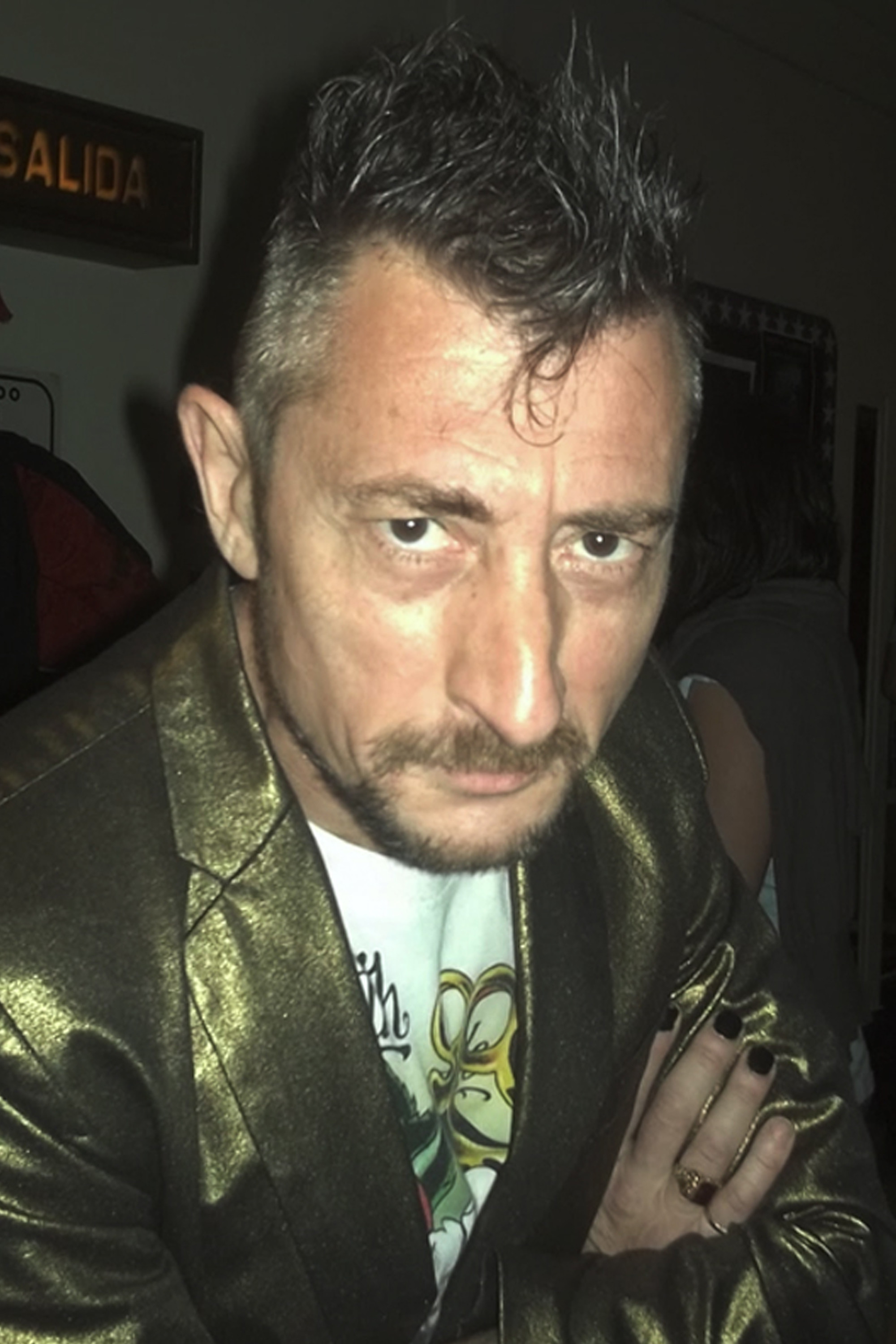 Luis Aranosky backdrop