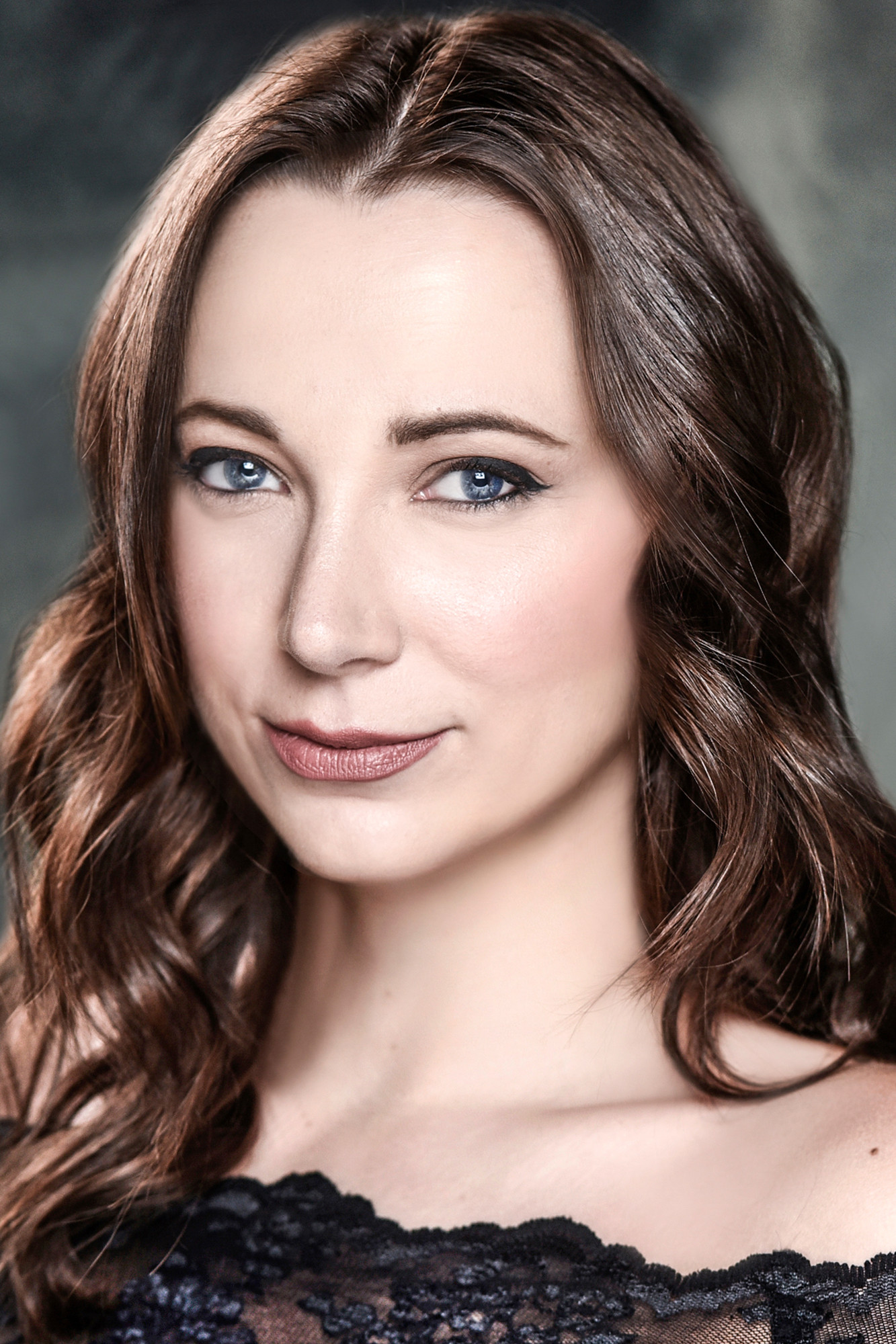 Bianca Rusu backdrop