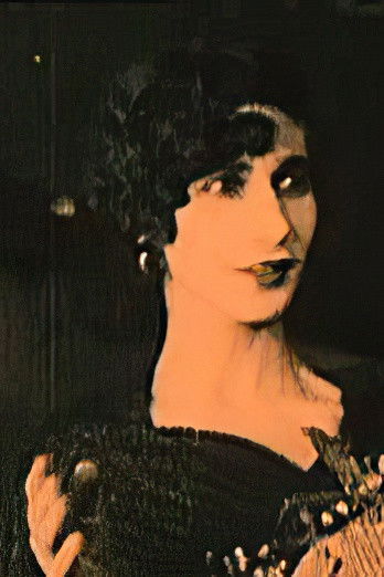 Lili Samuel backdrop