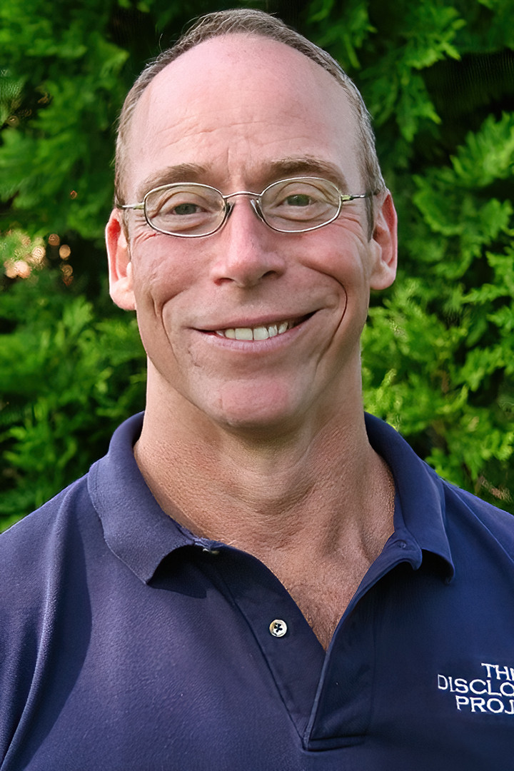 Dr. Steven Greer backdrop