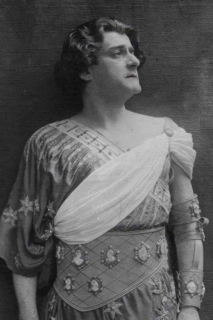 Édouard de Max backdrop