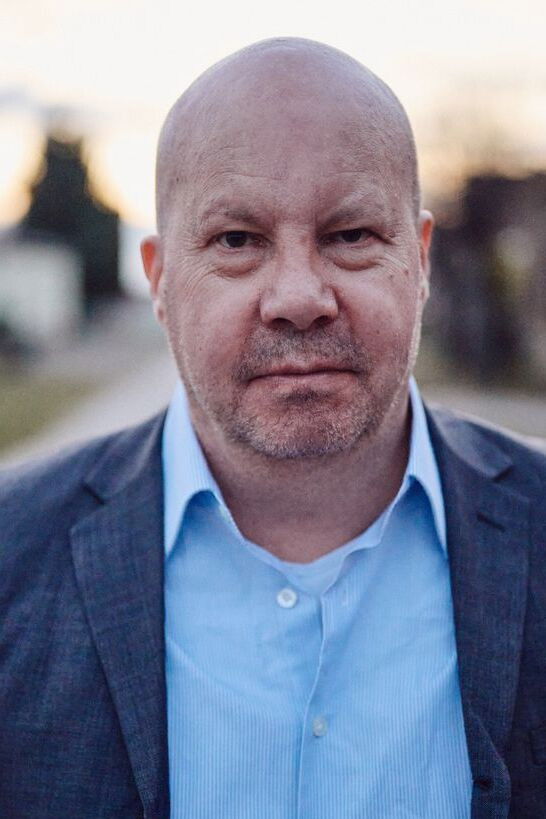 Joachim Zons → Xhoakim Zons backdrop