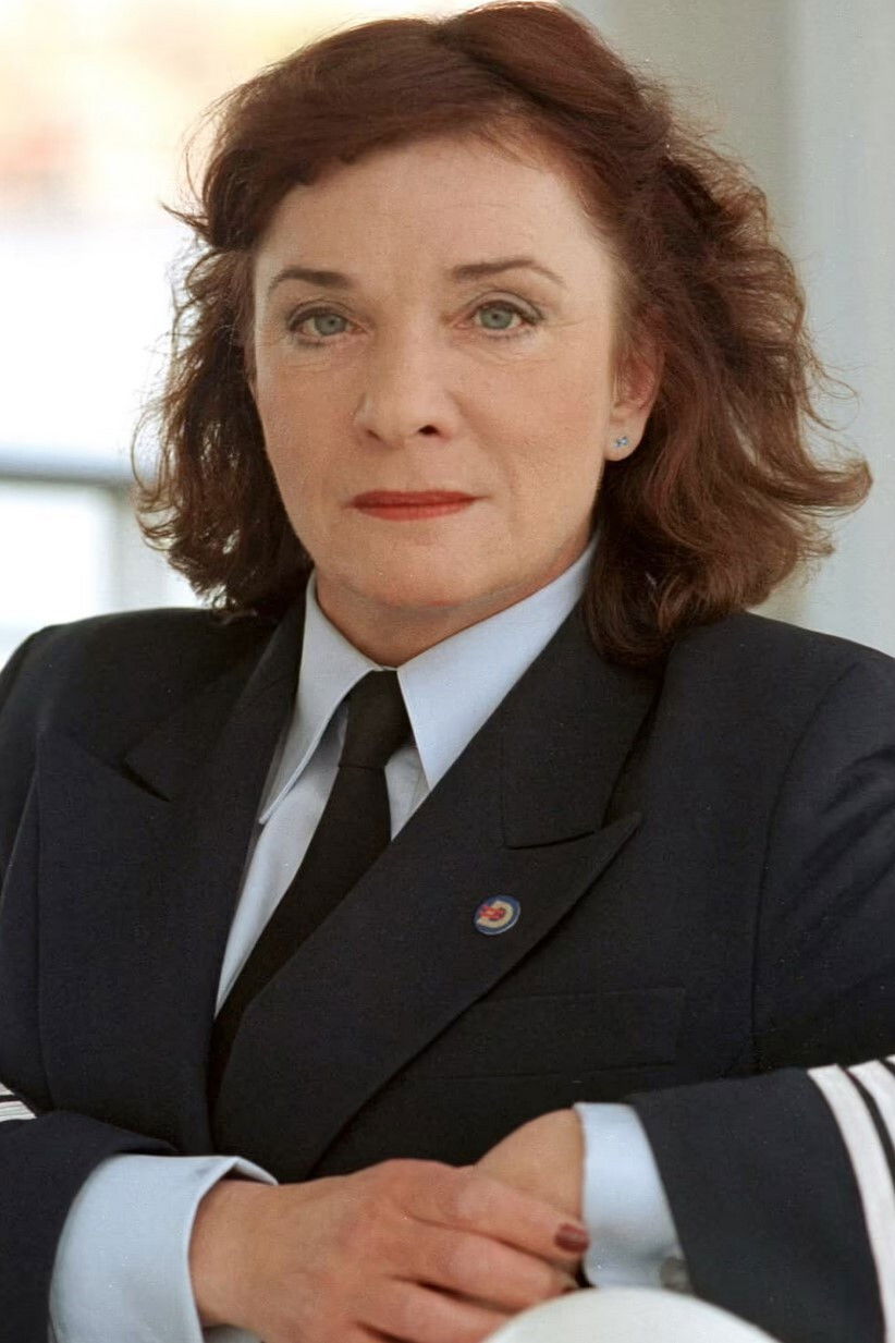 Yvonne Schaloske backdrop