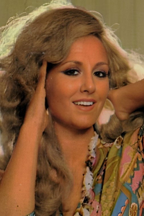 Diana Sorel backdrop