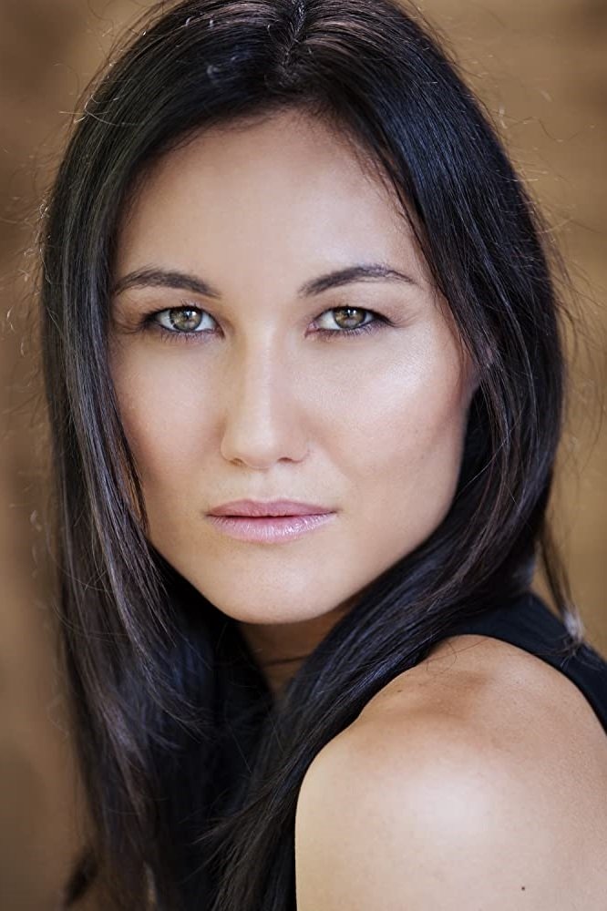 Miyuki Lotz backdrop