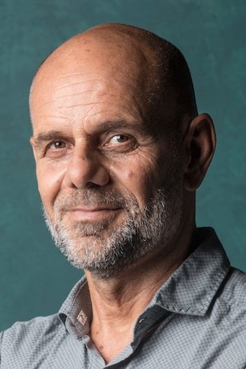 Riccardo Milani backdrop