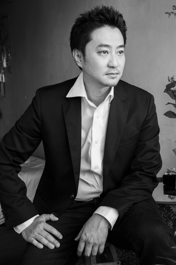 Le Van Kiet backdrop