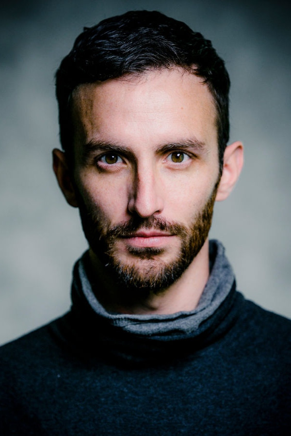 Aaron Arens backdrop