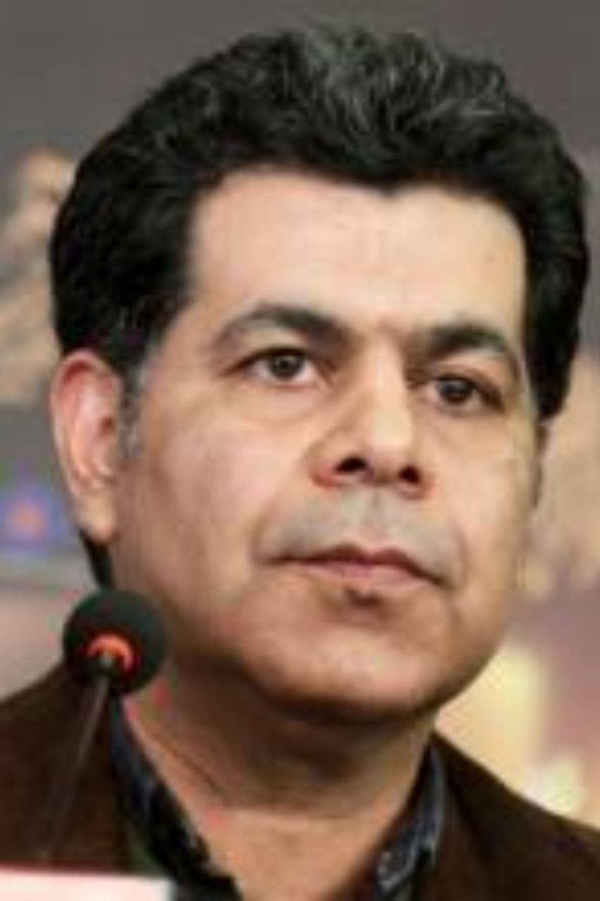 Ramtin Lavafipour backdrop