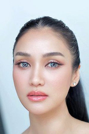 Thansita Suwatcharathanakit backdrop