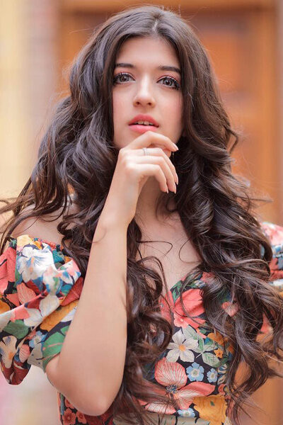 Mehak Manwani backdrop