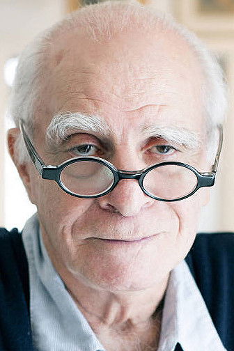 Ignácio de Loyola Brandão backdrop