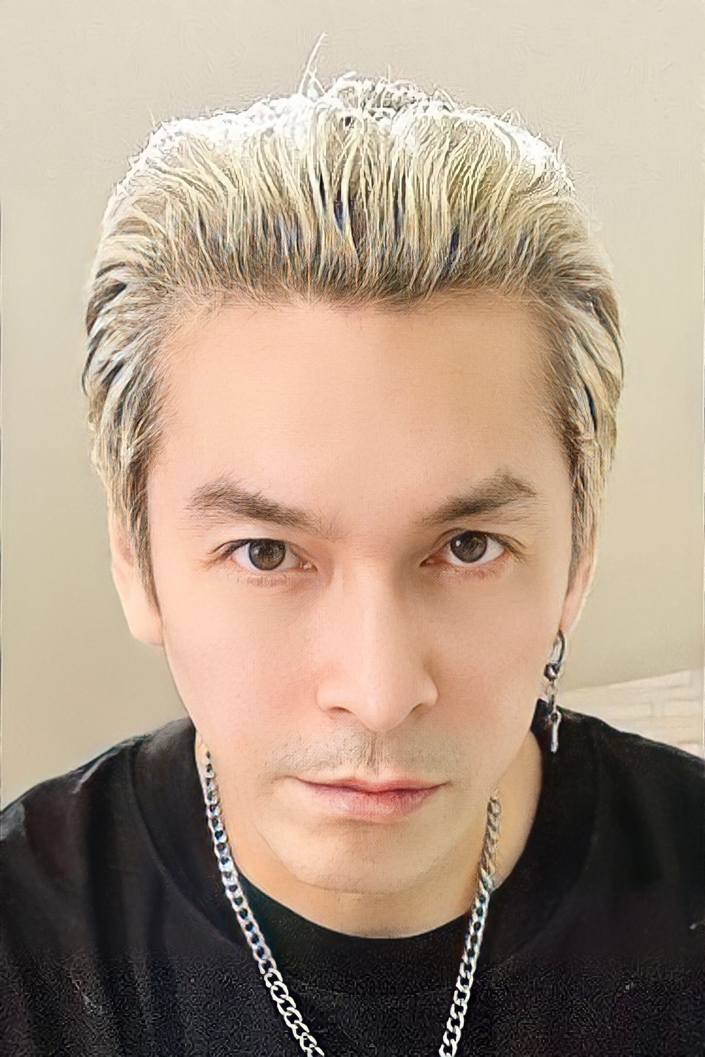 Anon Saisangcharn backdrop