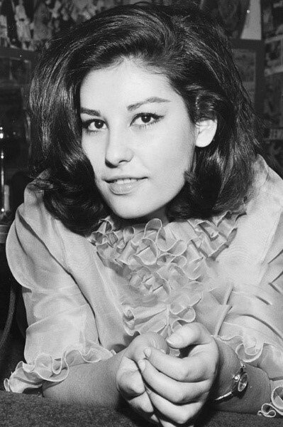 Anna Maria Pace backdrop