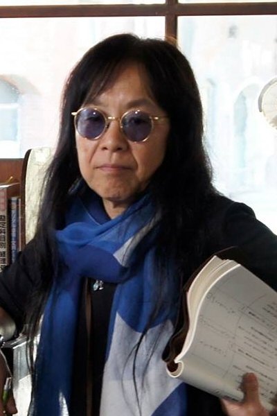 Sachi Hamano backdrop