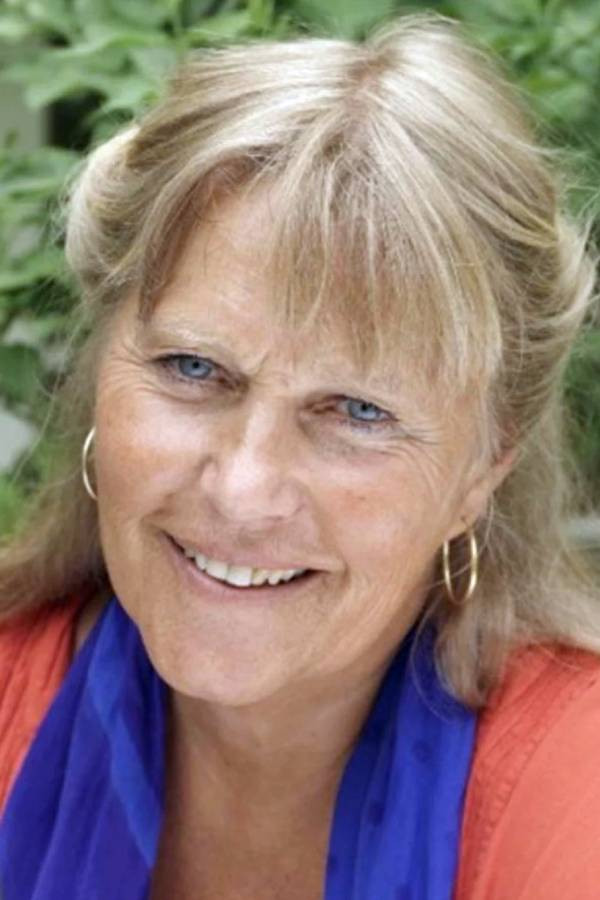 Eva von Hanno → Eva von Hano backdrop