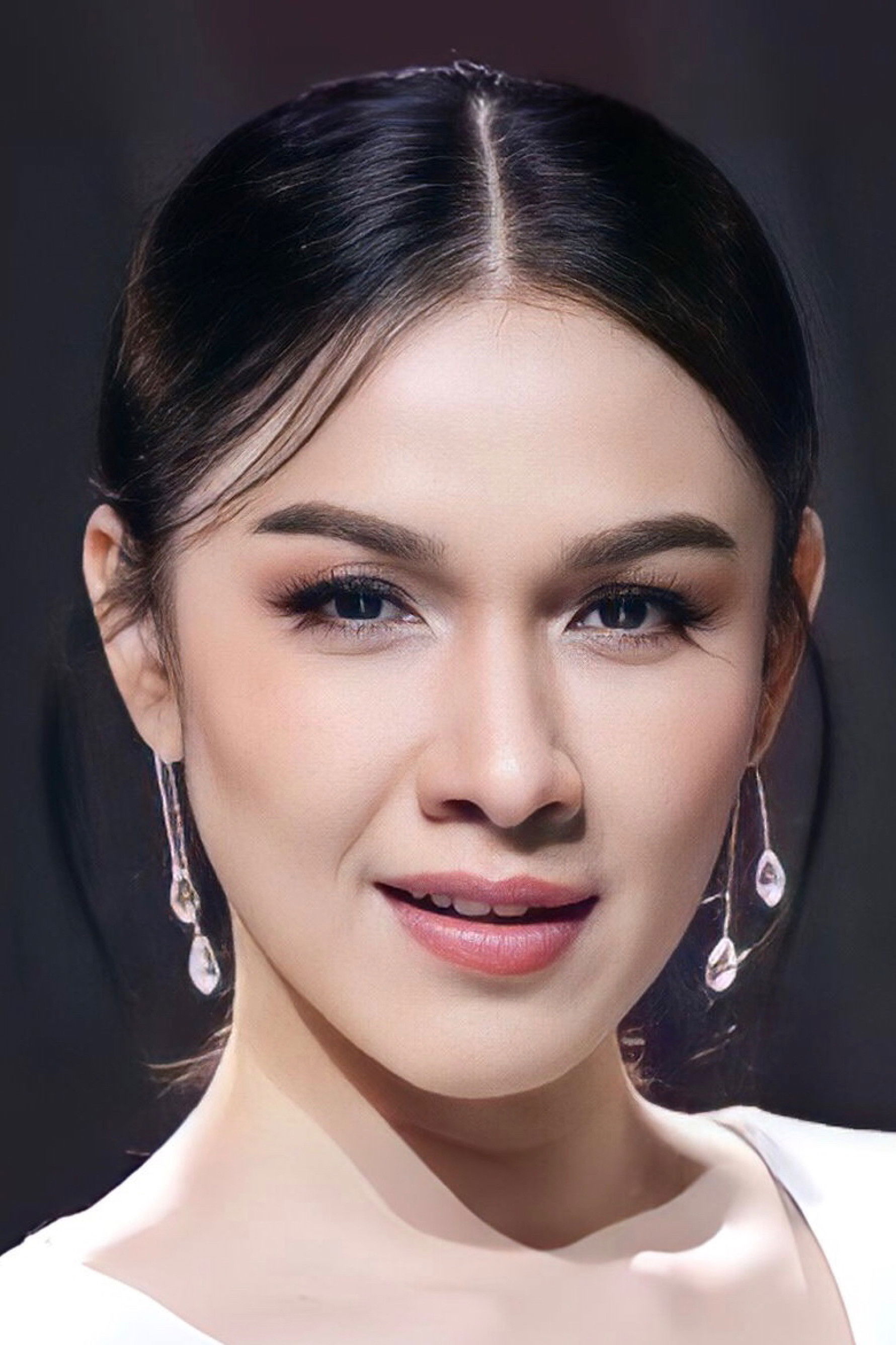 Suvanant Kongying backdrop