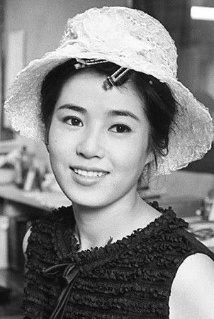 Midori Satsuki backdrop