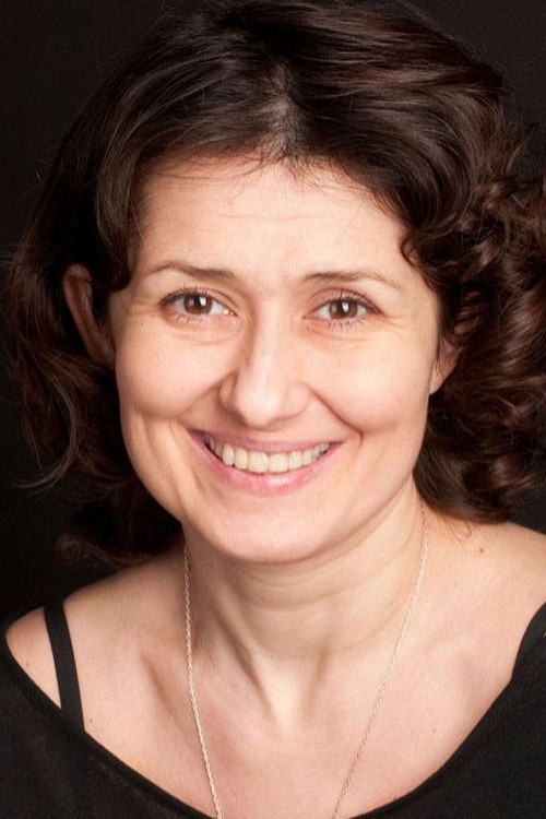 Madlen Dzhabrailova backdrop