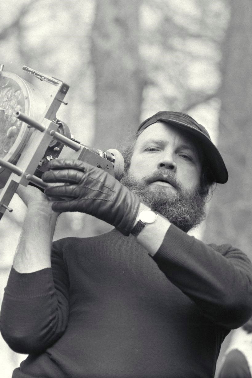 János Tóth backdrop