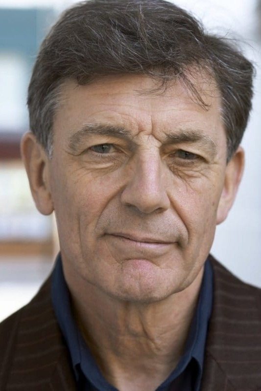 Anthony Wise backdrop