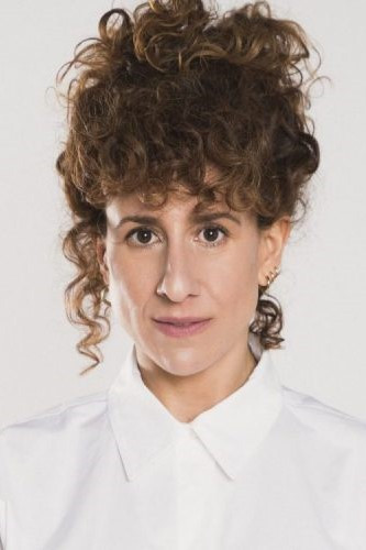 Belén López-Valcárcel backdrop