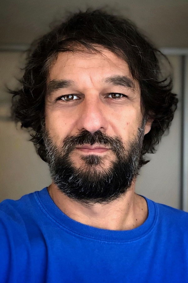 Slobodan Maksimović backdrop