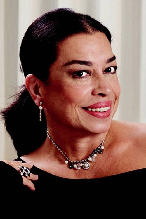 Selma Güneri backdrop