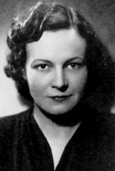 Milda Klētniece backdrop