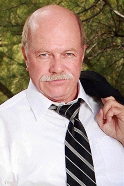 Howard Bishop backdrop