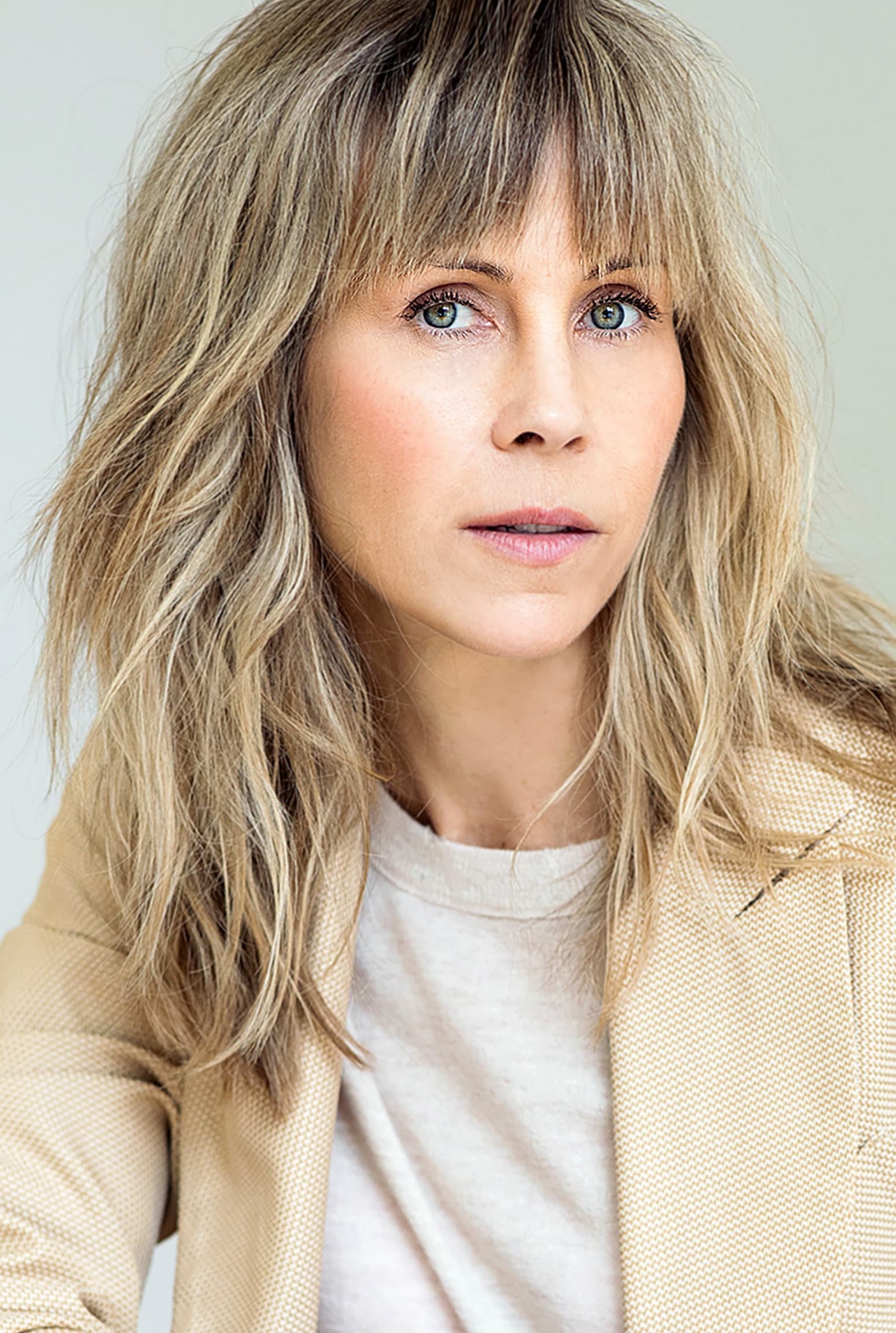 Louise Archambault backdrop