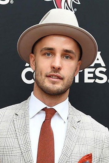 Niklas Hjalmarsson backdrop