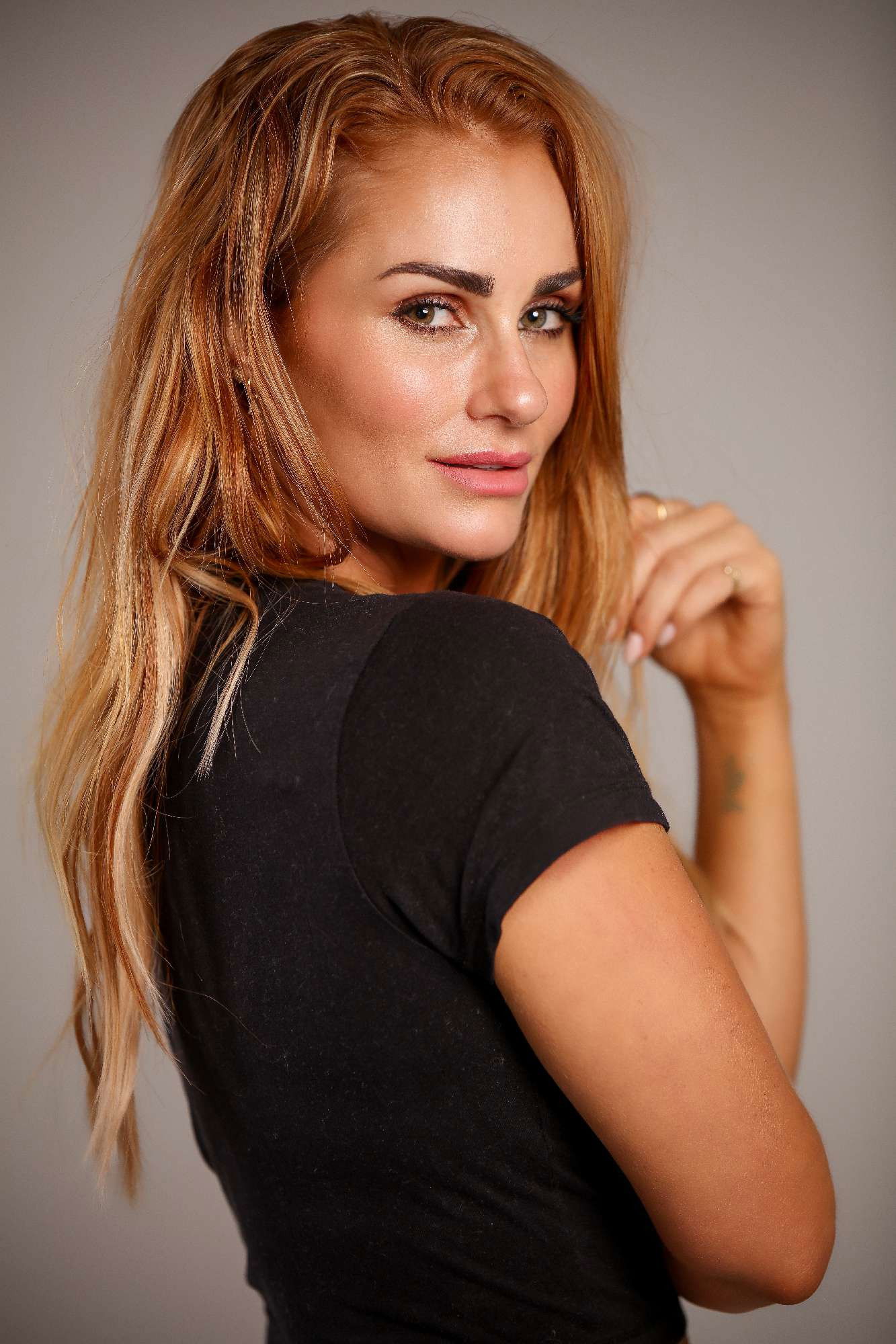 Angelique Gerber backdrop