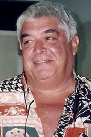 Albino Pinheiro backdrop