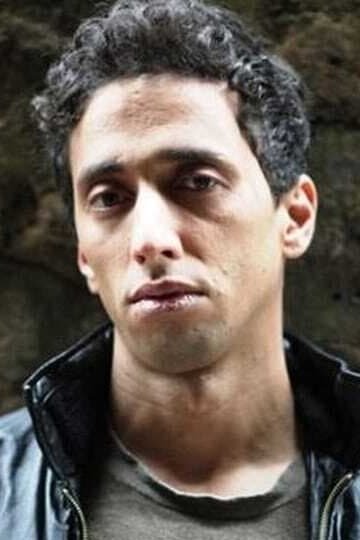 Sofiene Mamdi backdrop