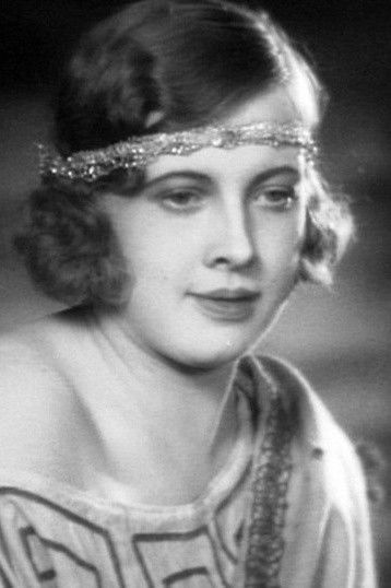 Nina Latonina backdrop