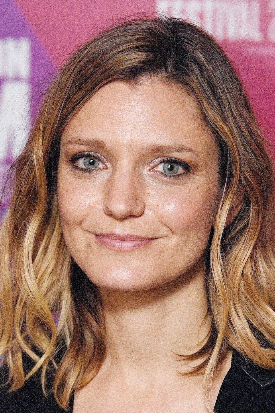 Sara Colangelo backdrop