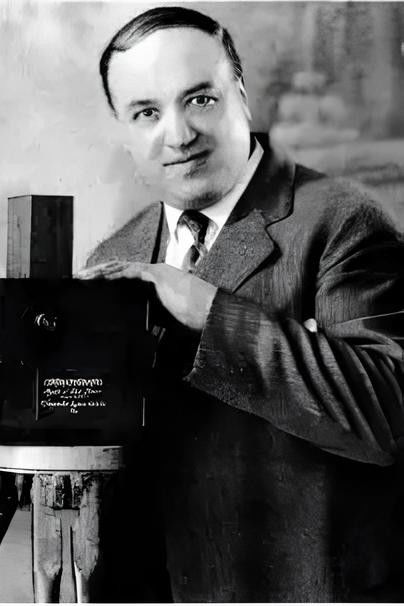 Francis Doublier backdrop