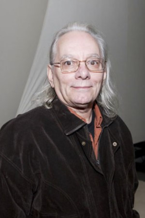 Mário Vaz Filho backdrop