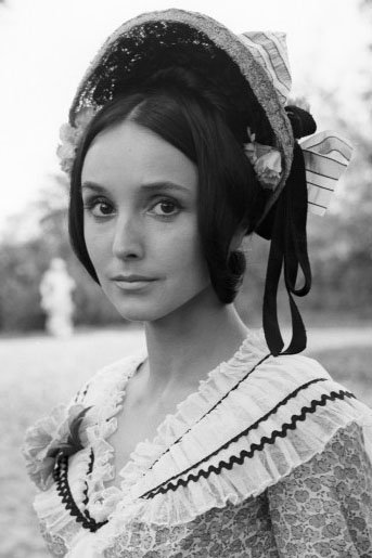 Elżbieta Starostecka backdrop