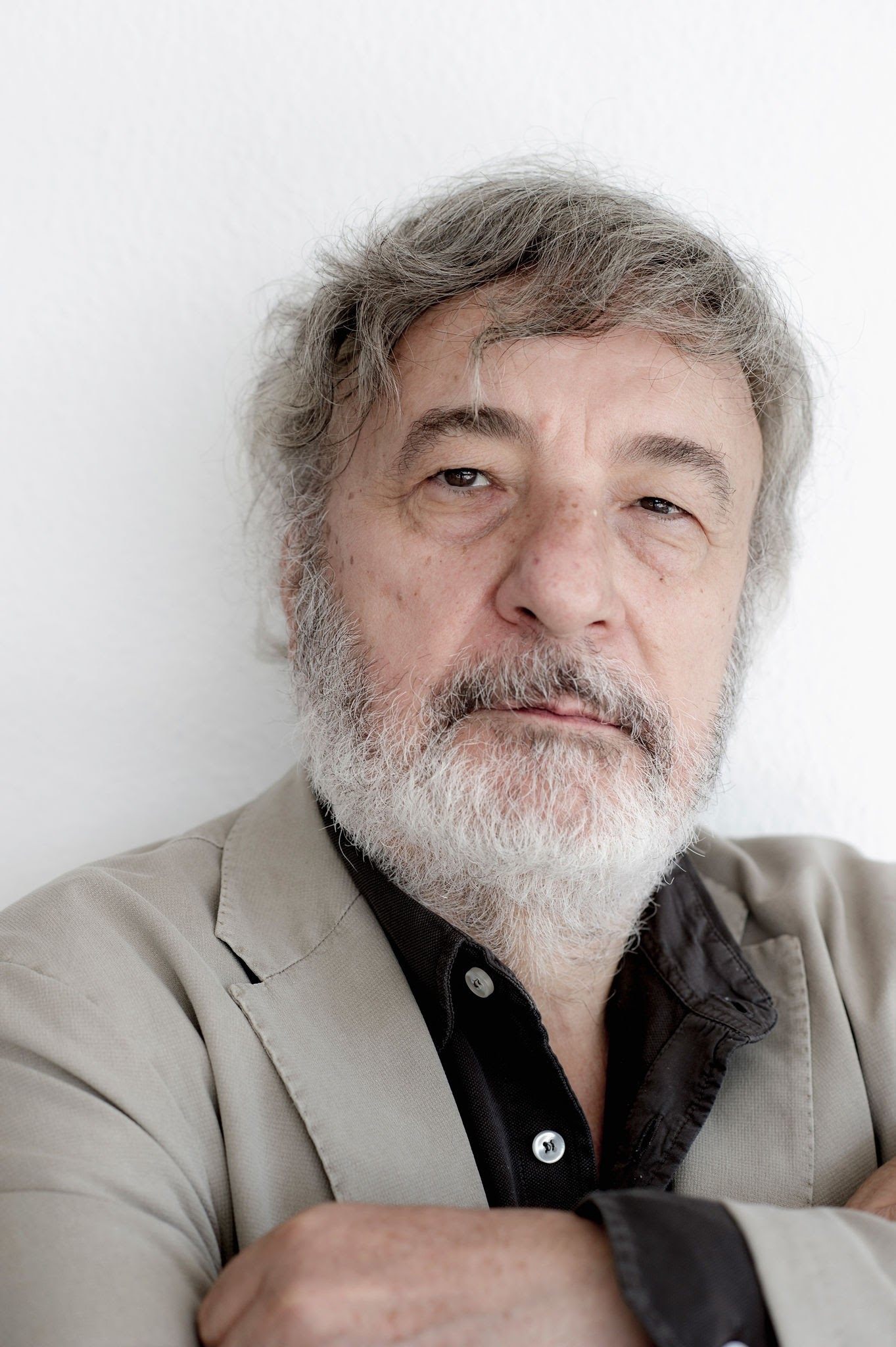 Gianni Amelio backdrop