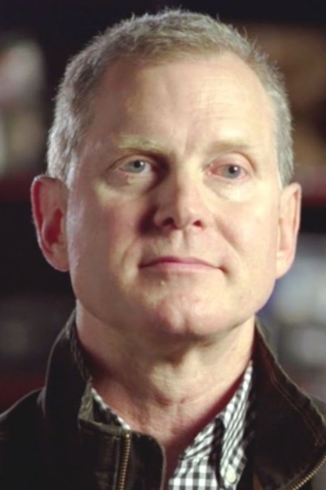 Bill Dubuque backdrop